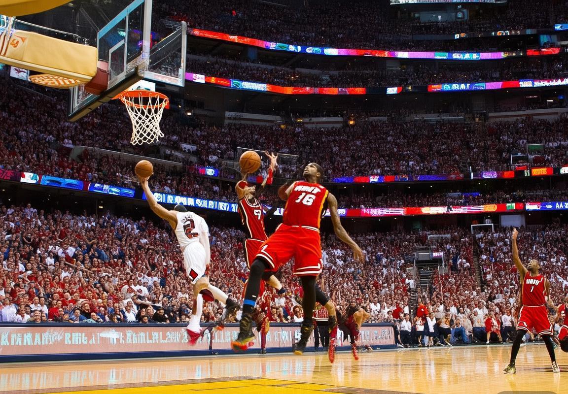 2013年NBA季后赛：热火公牛巅峰对决精彩回顾