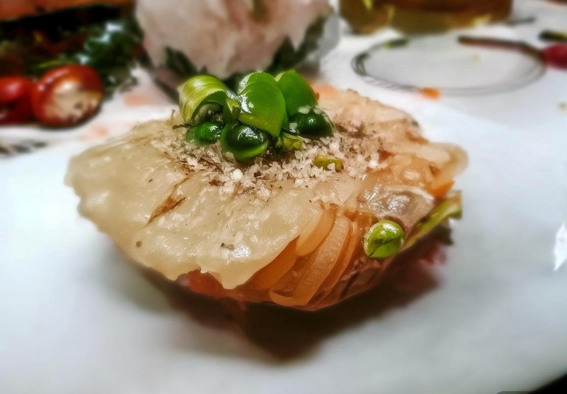 国安与鲁能争议判罚：公正与VAR的足球辩论