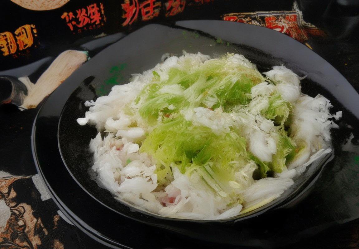 贝林厄姆：16岁新星闪耀欧洲顶级联赛