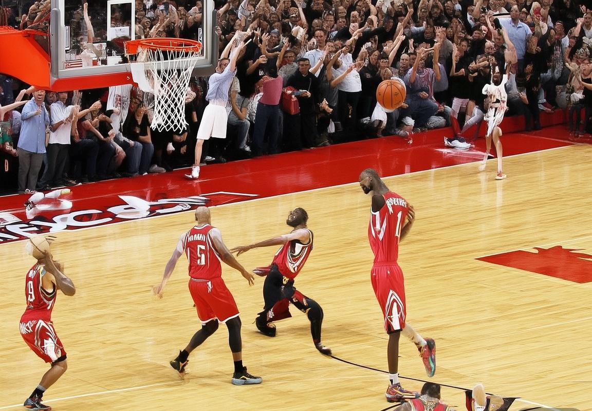 NBA季后赛焦点战：火箭逆转爵士，哈登保罗关键发挥