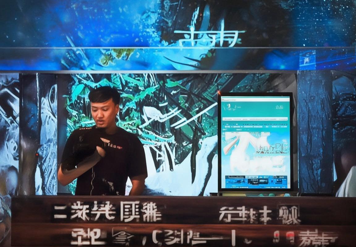 古铁雷斯：音乐传奇与时代精神的双重奏