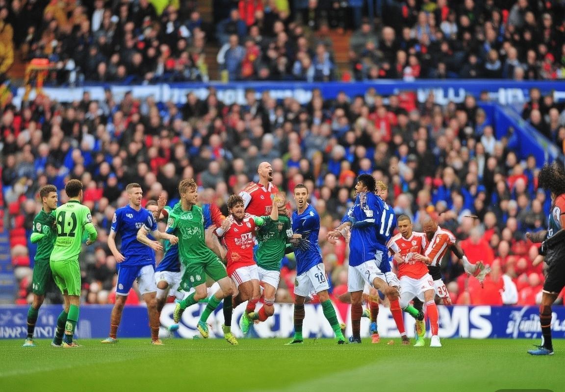 英冠焦点战：伯明翰VS诺丁汉森林激情瞬间回顾